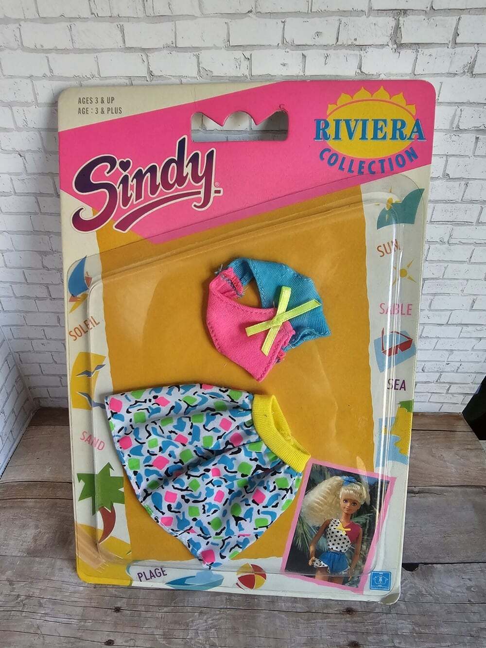 Vintage 1989 Hasbro Sindy Riviera Collection MIP Beach Fashion Outfit Set